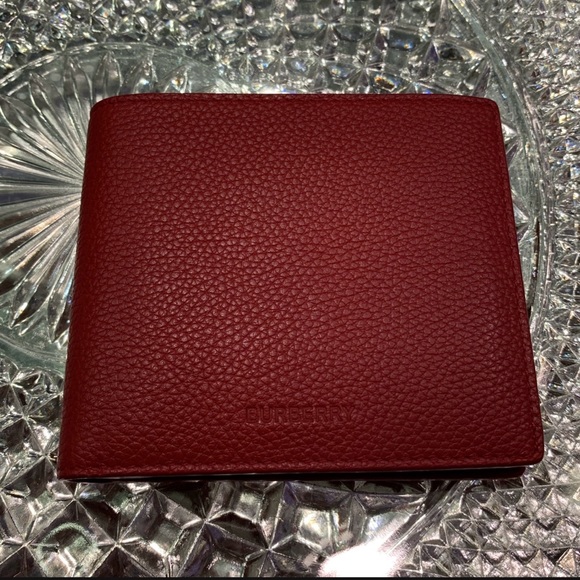 Burberry 8cc Dark Carmine Wallet - Picture 1 of 6